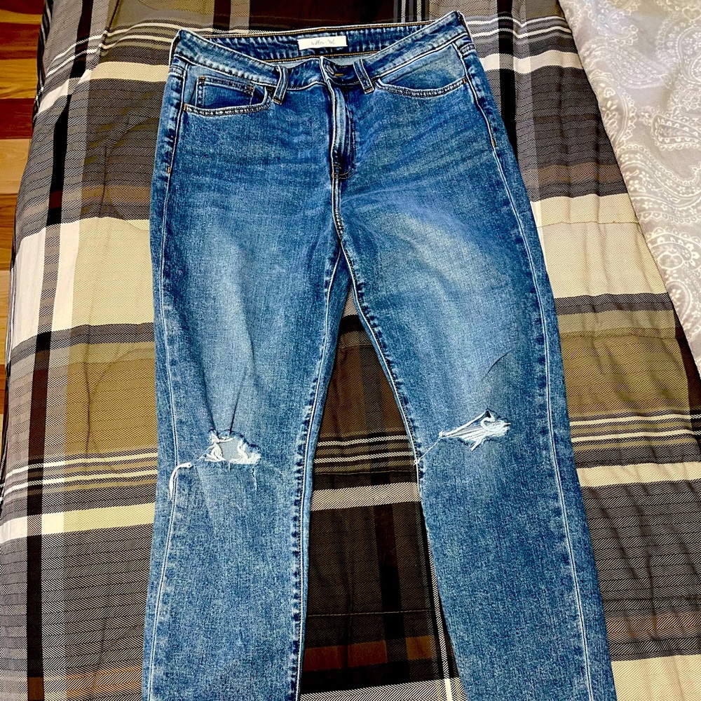 Mom Jeans from The Buckle